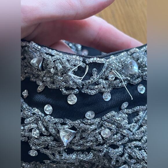 60s Vintage Long Sleeved Beaded Dress - Picture 6 of 8